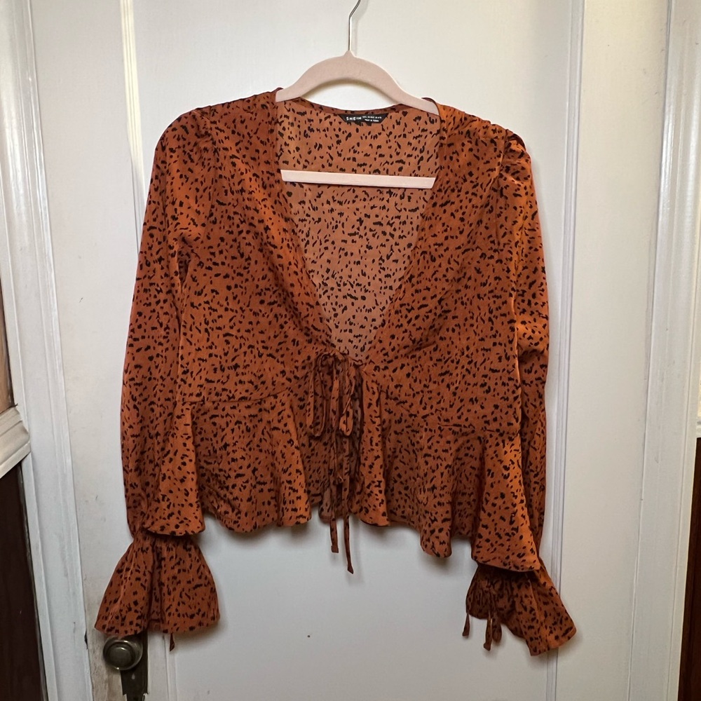 Women’s Brown and Black Animal Print Tie Front Long Sleeved Top Size Large